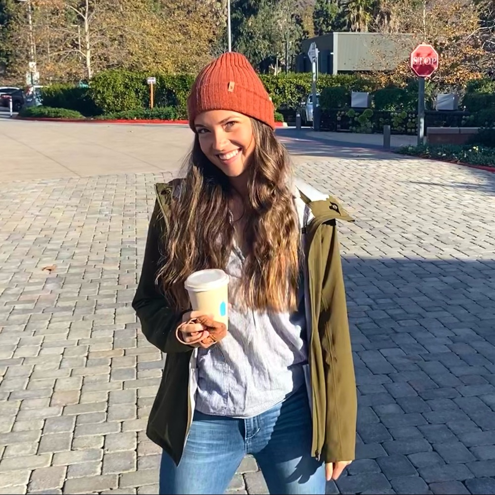 Meet your Posher, Abby